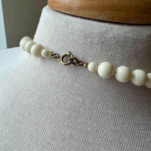 Extra Long Vintage Faux Pearl Necklace - Picture 11 of 11